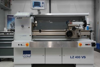 Прецизионный токарно-винторезный станок GDW– LZ 400 VS comfortline